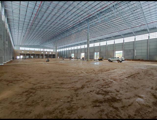 6,702M² WAREHOUSE TO LET IN BREDELL